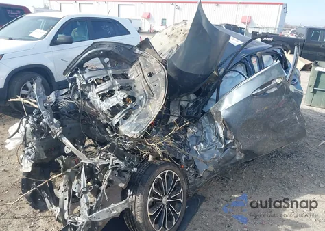 2015 Toyota Corolla S Plus z USA, uszkodzony, nr VIN 2T1BURHE9FC300488